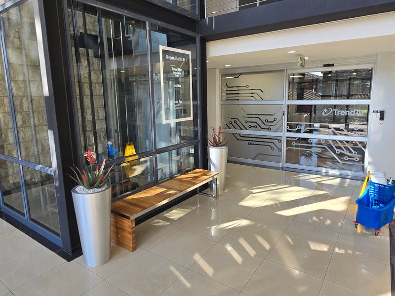 Commercial Rental Monthly In Sandton - Photo 5