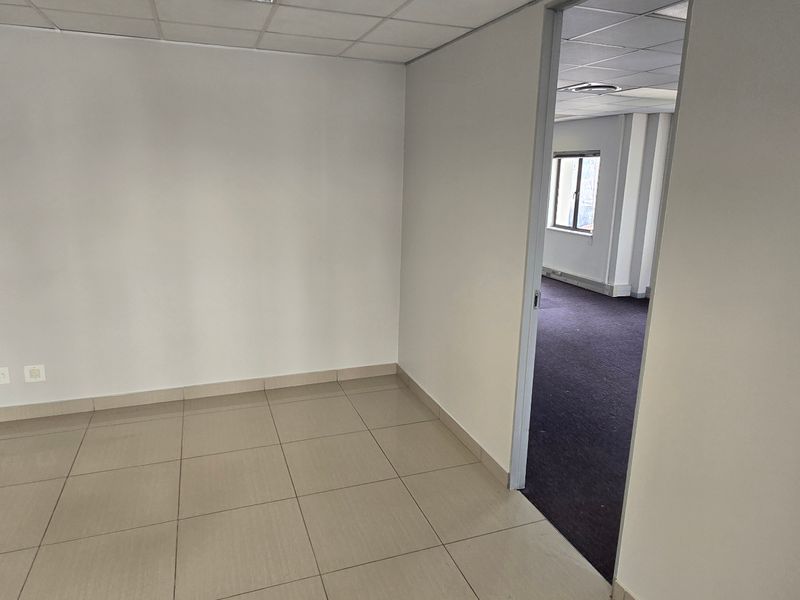 Commercial Rental Monthly In Sandton - Photo 6