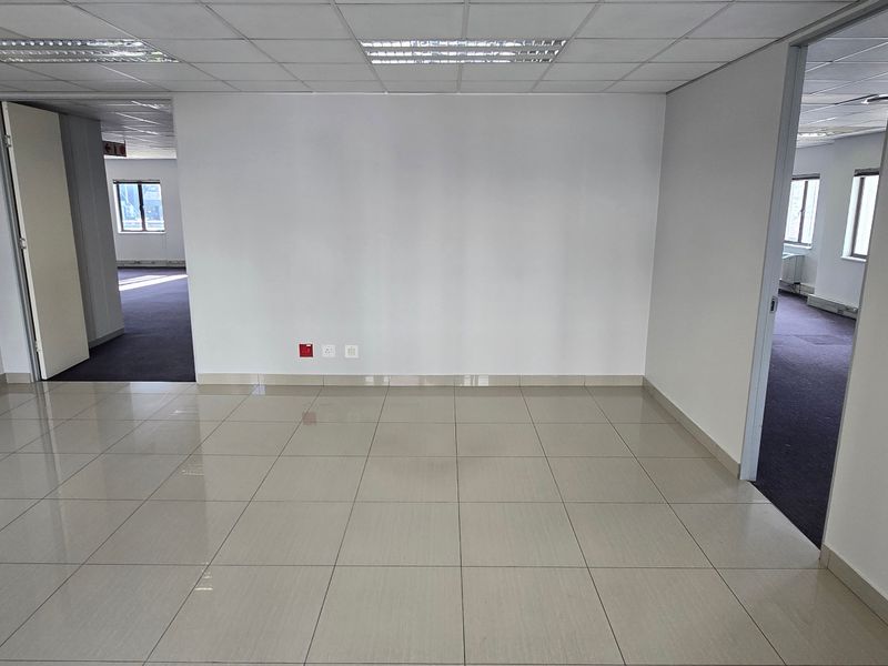 Commercial Rental Monthly In Sandton - Photo 3