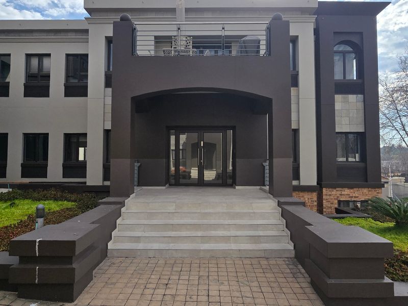 Commercial Rental Monthly In Sandton - Photo 2