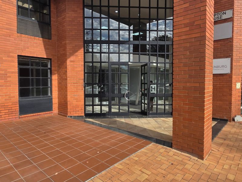 Commercial Rental Monthly In Sandton - Photo 2