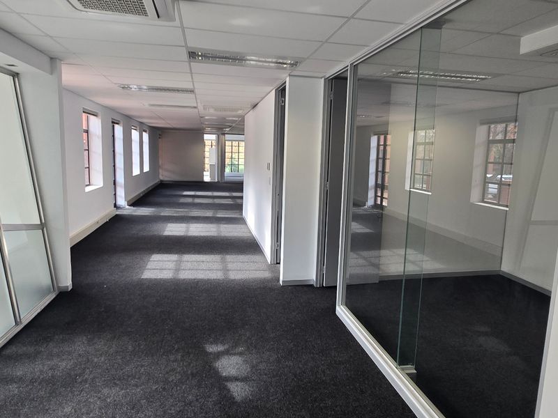 Commercial Rental Monthly In Sandton - Photo 5