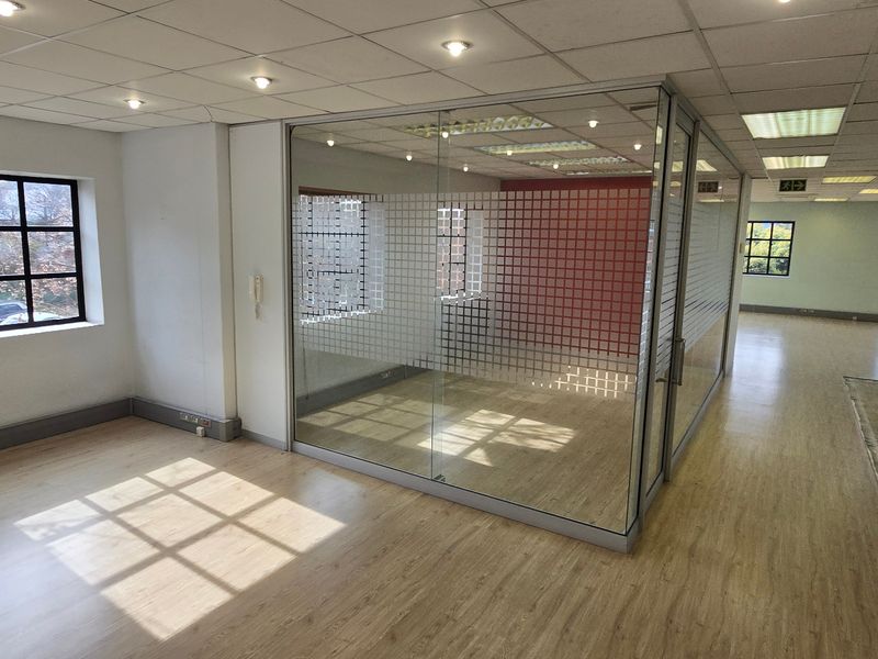 Commercial Rental Monthly In Sandton - Photo 7