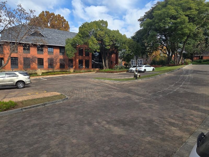 Commercial Rental Monthly In Sandton - Photo 2