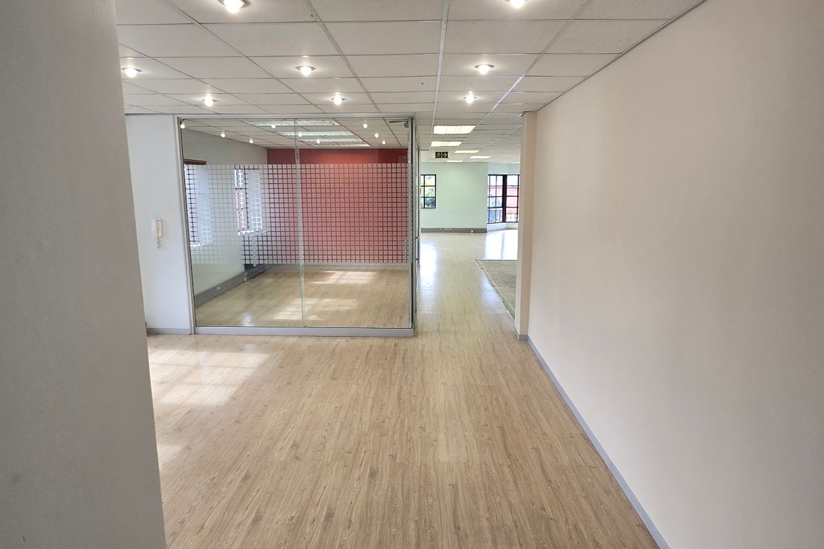 Commercial Rental Monthly In Sandton - Photo 5