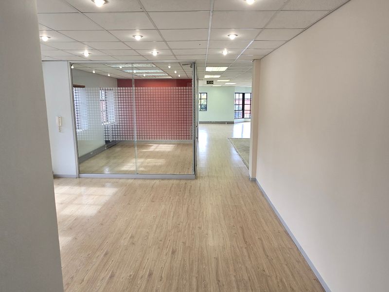 Commercial Rental Monthly In Sandton - Photo 5