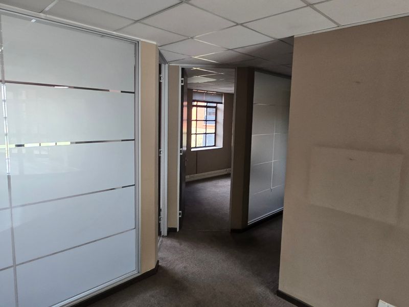 Commercial Rental Monthly In Sandton - Photo 7