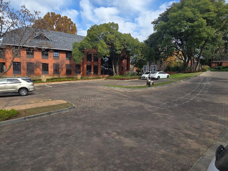 Commercial Rental Monthly In Sandton - Photo 2