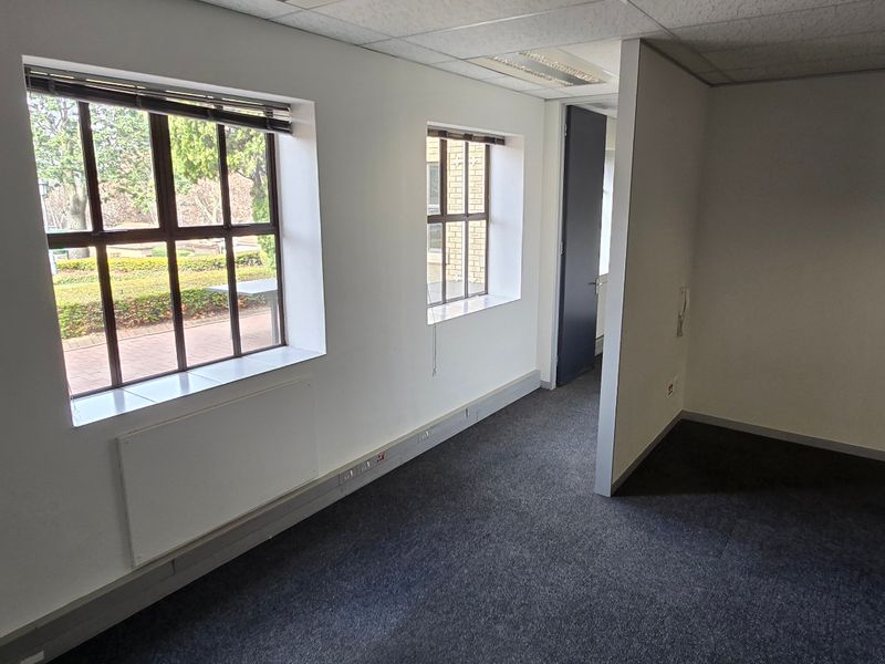 Commercial Rental Monthly In Sandton - Photo 7