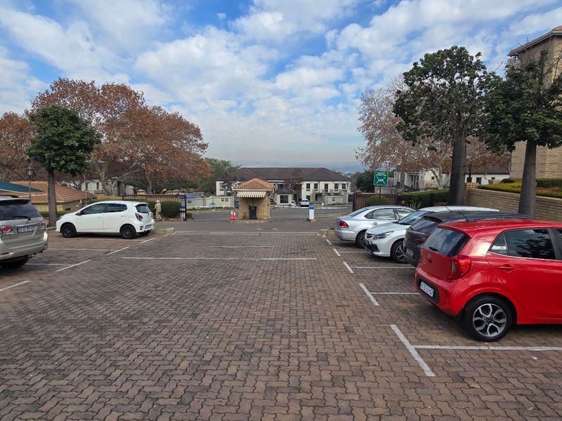 Commercial Rental Monthly In Sandton - Photo 2
