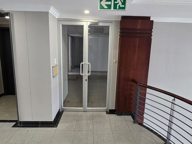Commercial Rental Monthly In Sandton - Photo 3