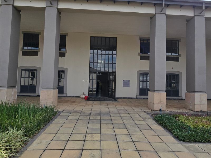 Commercial Rental Monthly In Sandton - Photo 2