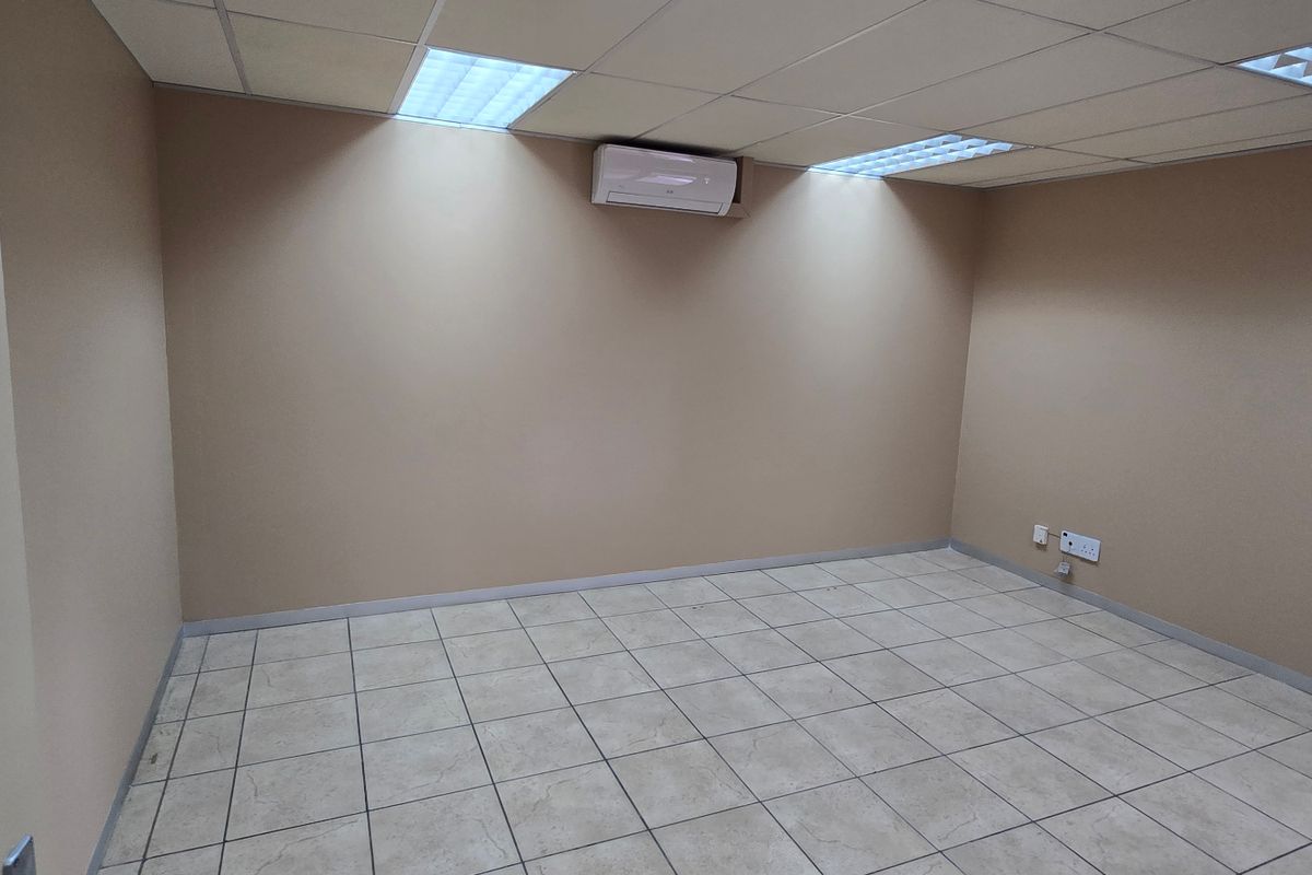 Commercial Rental Monthly In Pretoria - Photo 4