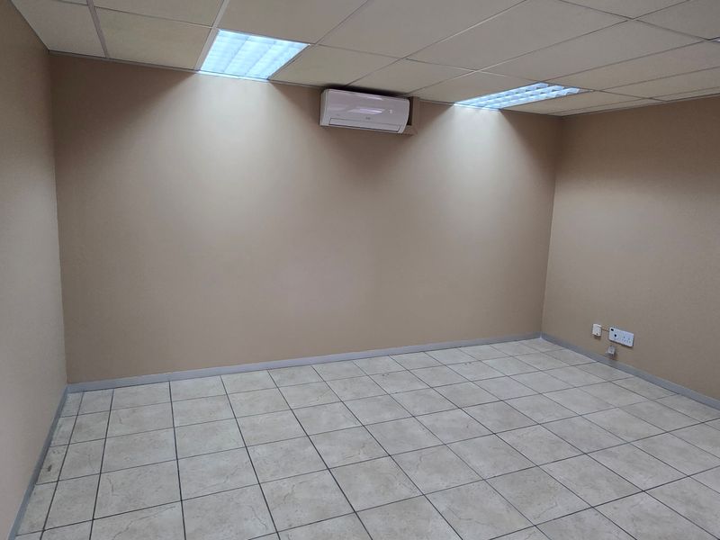 Commercial Rental Monthly In Pretoria - Photo 4