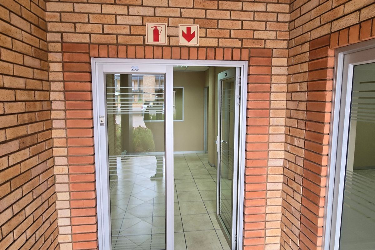 Commercial Rental Monthly In Pretoria - Photo 2