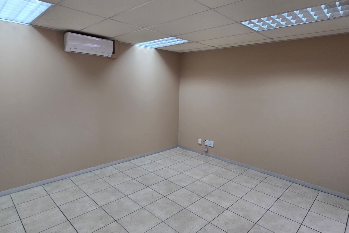 Commercial Rental Monthly In Pretoria - Photo 5