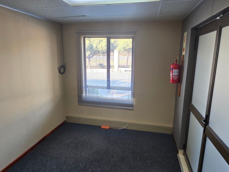 Commercial Rental Monthly In Krugersdorp - Photo 7