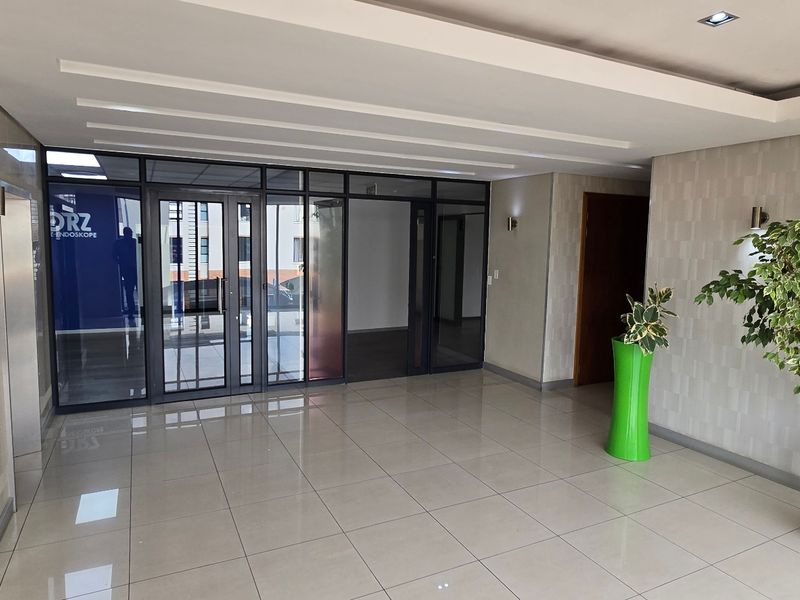 Commercial Rental Monthly In Sandton - Photo 3