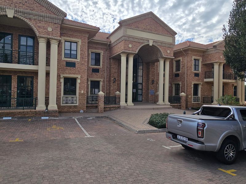 Commercial Rental Monthly In Sandton - Photo 1