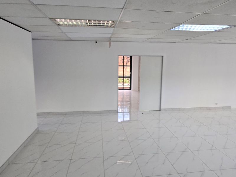 Commercial Rental Monthly In Sandton - Photo 7