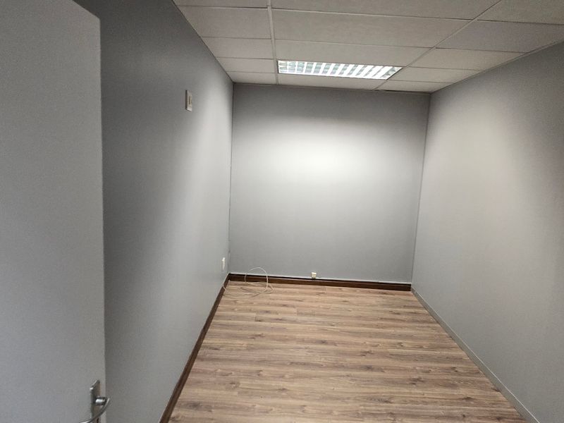 Commercial Rental Monthly In Pretoria - Photo 10