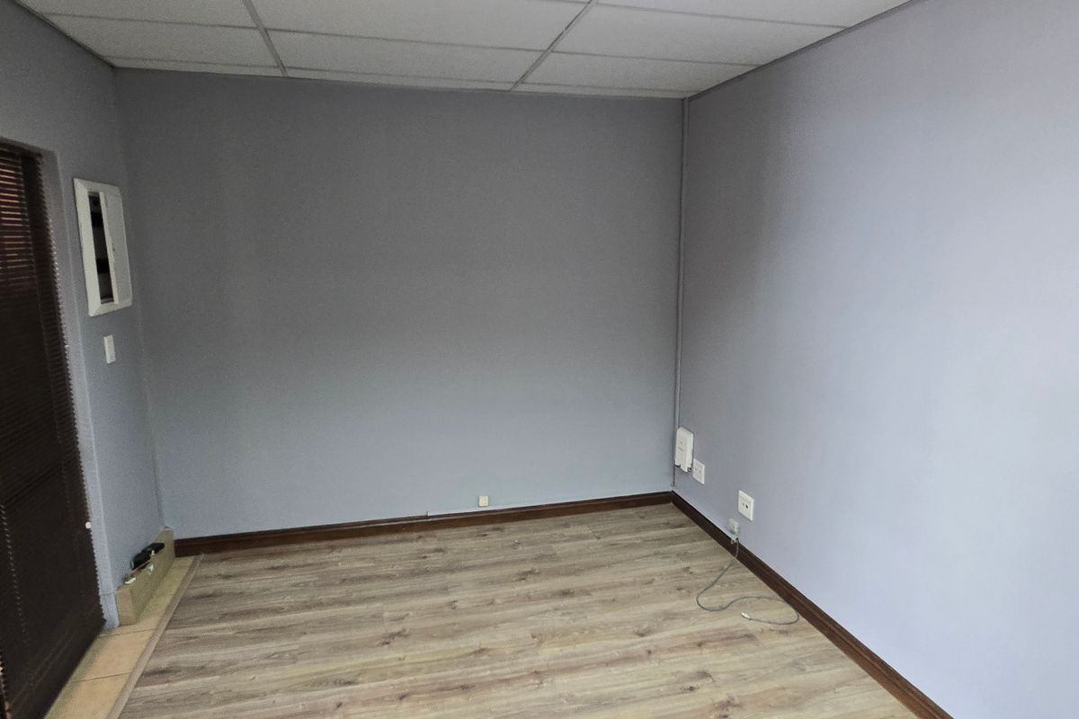 Commercial Rental Monthly In Pretoria - Photo 5