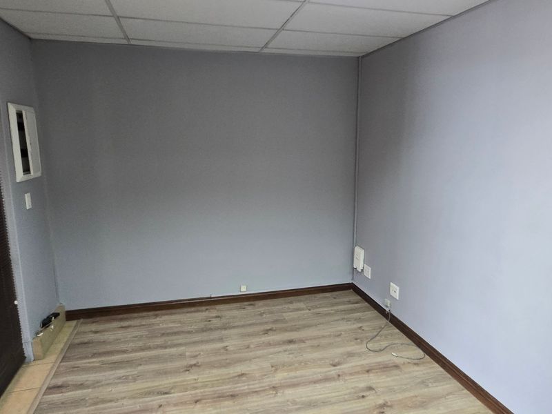 Commercial Rental Monthly In Pretoria - Photo 5
