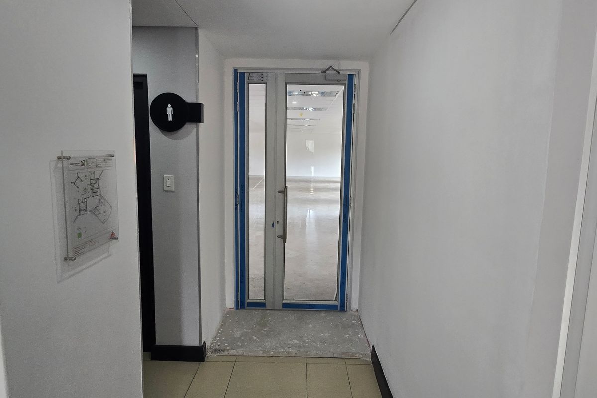 Commercial Rental Monthly In Roodepoort - Photo 3