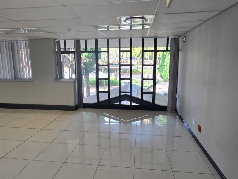 Commercial Rental Monthly In Roodepoort - Photo 4