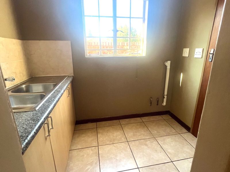 Cluster Rental Monthly In Klerksdorp - Photo 5