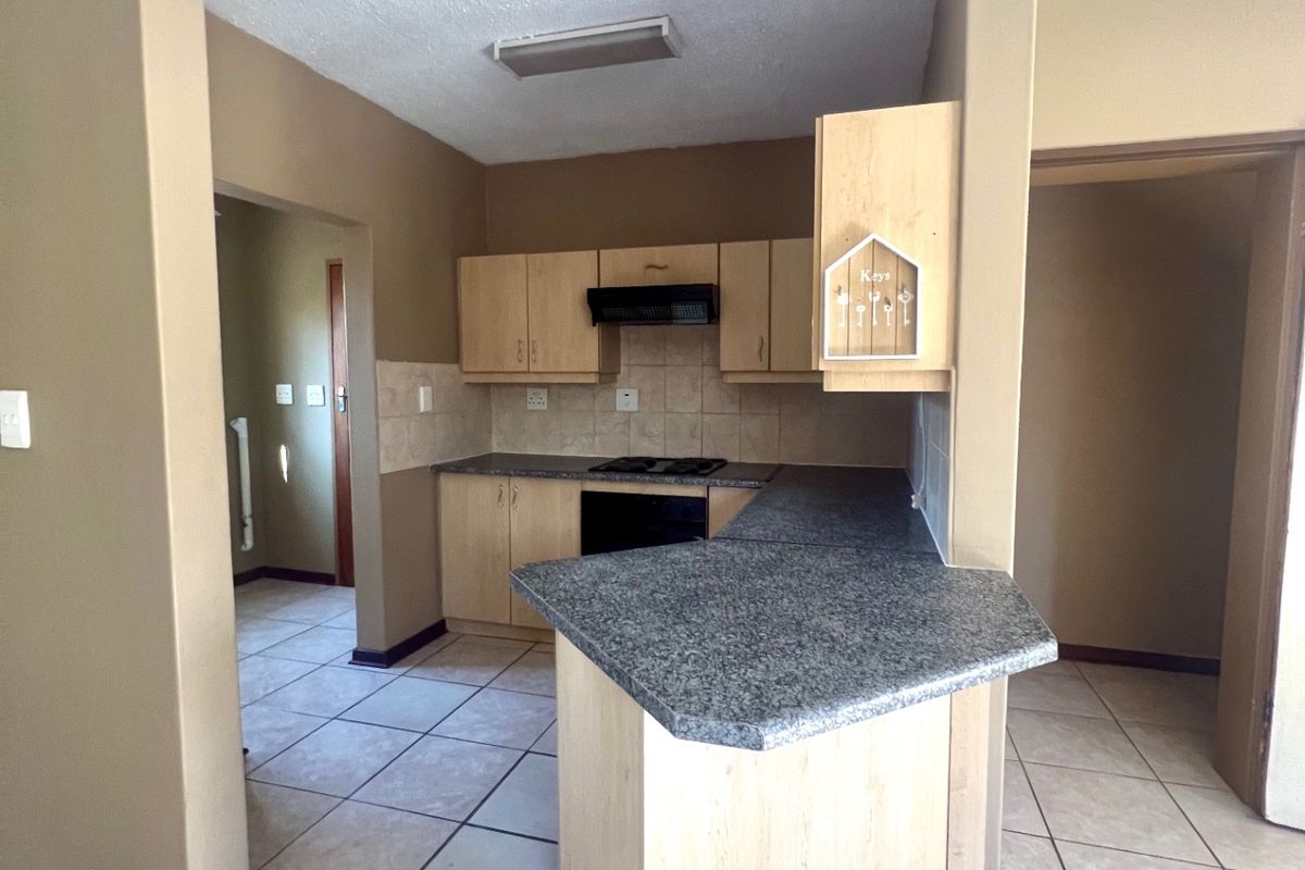 Cluster Rental Monthly In Klerksdorp - Photo 3