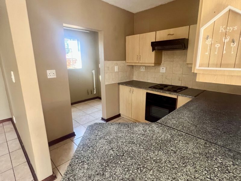 Cluster Rental Monthly In Klerksdorp - Photo 4