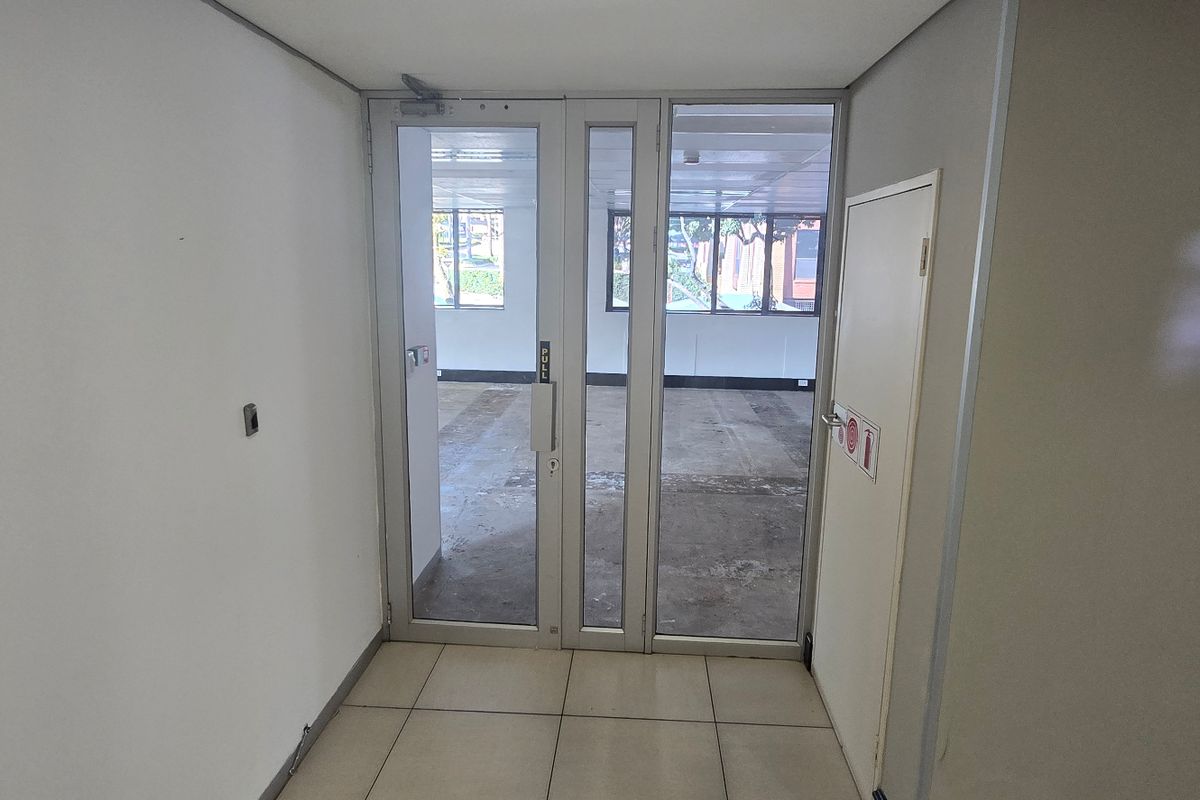 Commercial Rental Monthly In Roodepoort - Photo 4