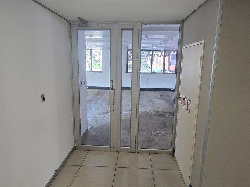 Commercial Rental Monthly In Roodepoort - Photo 4