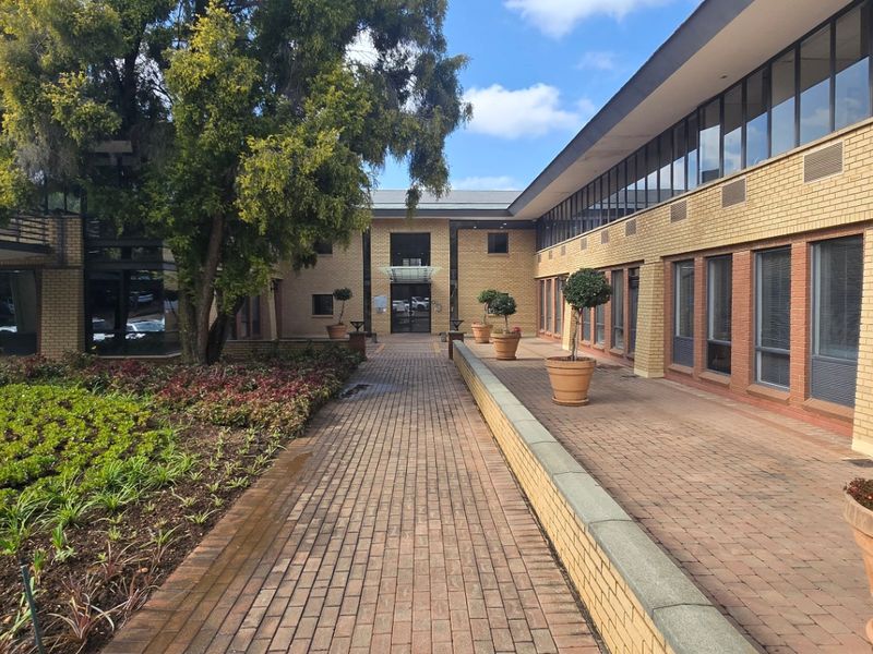 Commercial Rental Monthly In Roodepoort - Photo 2