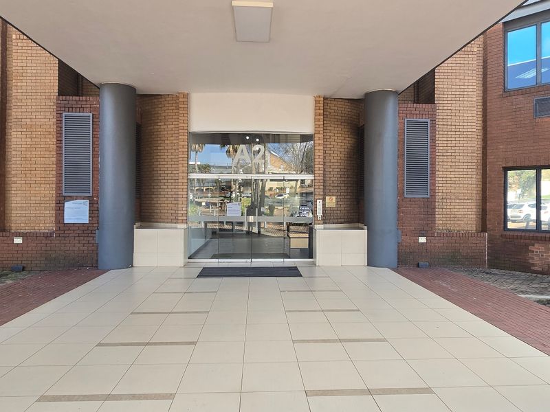 Commercial Rental Monthly In Roodepoort - Photo 2