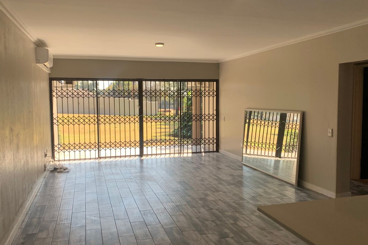 Apartment For Sale In Sandton - Photo 5