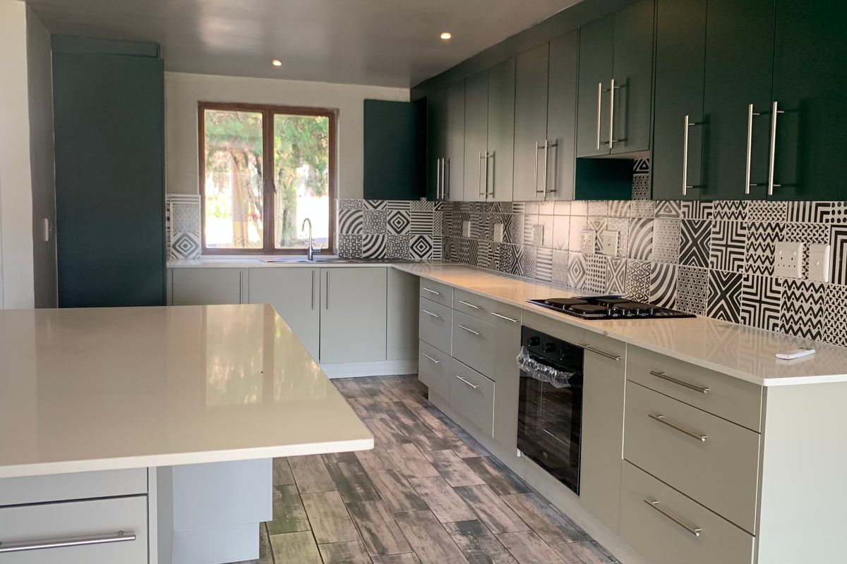 Apartment For Sale In Sandton - Photo 4