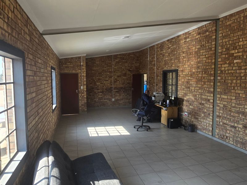 Industrial Rental Monthly In Pretoria - Photo 4