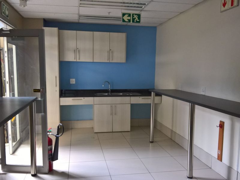 Industrial Rental Monthly In Germiston - Photo 2