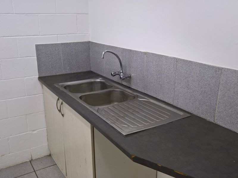 Industrial Rental Monthly In Germiston - Photo 6