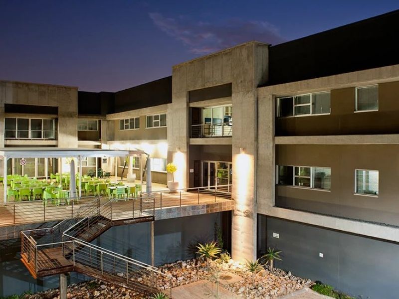Commercial For Sale In Johannesburg - Photo 2