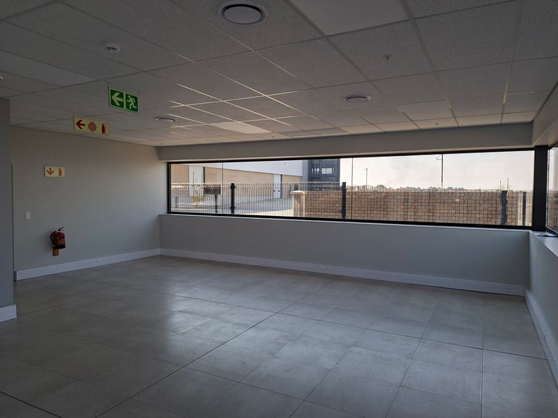 Industrial Rental Monthly In Germiston - Photo 4