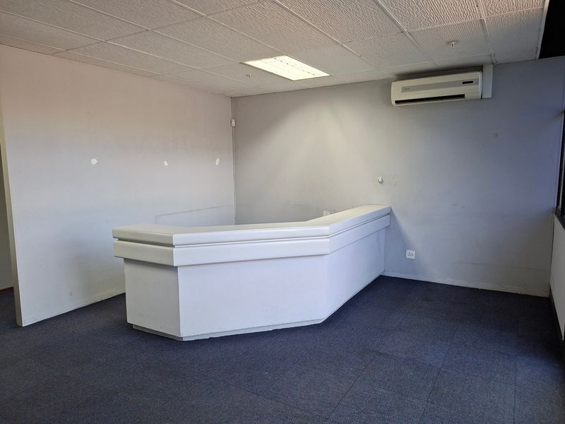 Commercial Rental Monthly In Kempton Park - Photo 2