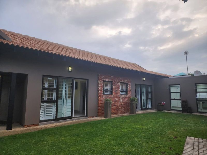 House For Sale In Klerksdorp - Photo 3
