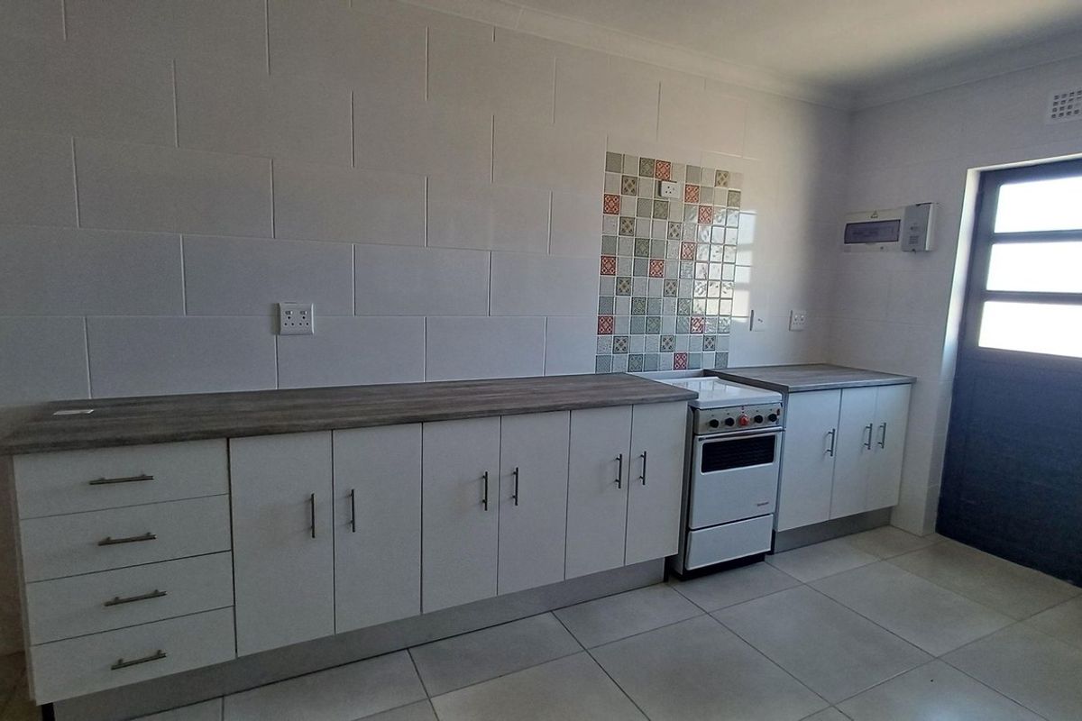 House Rental Monthly In St Helena Bay - Photo 2