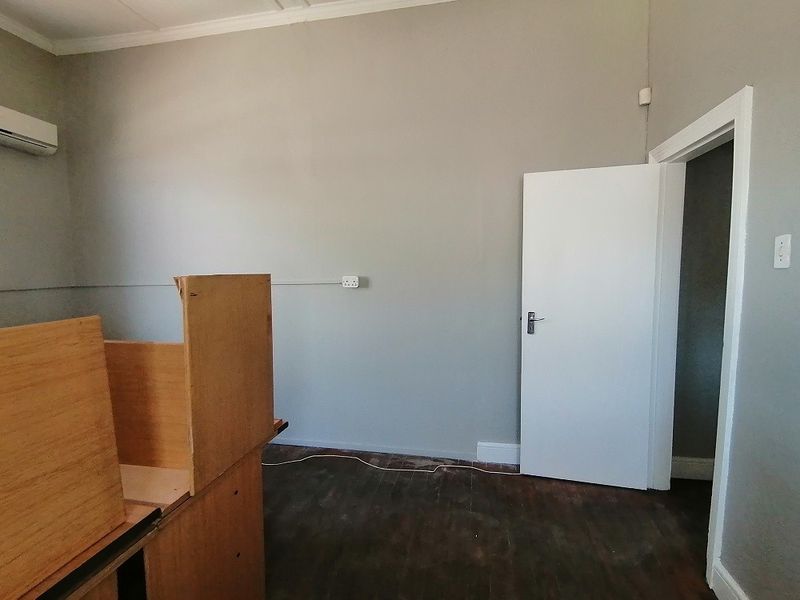 House For Sale In Malmesbury - Photo 10