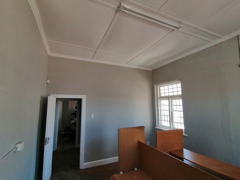 House For Sale In Malmesbury - Photo 9