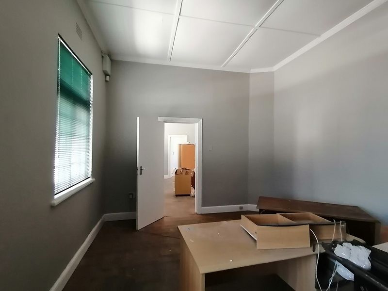 House For Sale In Malmesbury - Photo 7