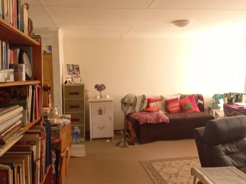 Townhouse For Sale In Pretoria - Photo 4